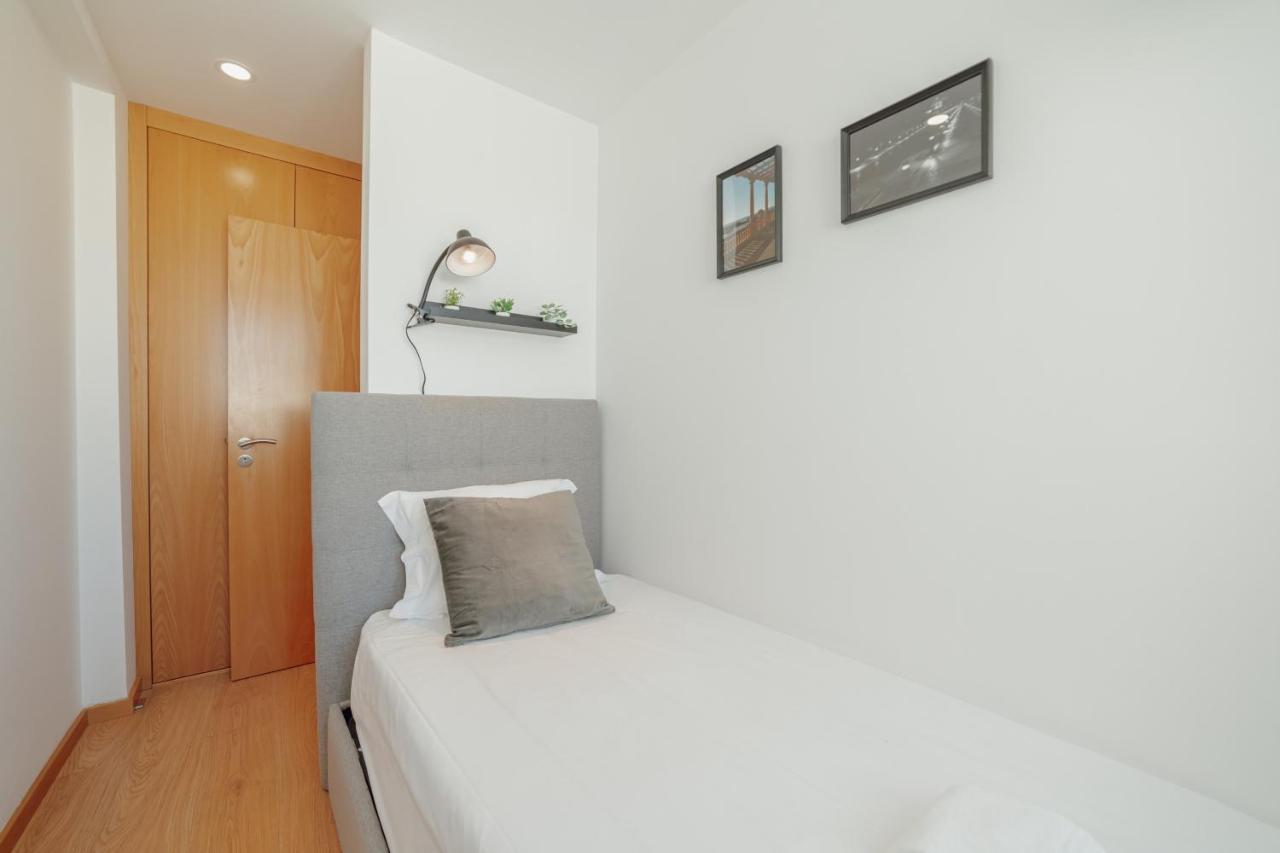 Modern & Stylish Apartments By Vacationy Porto Luaran gambar